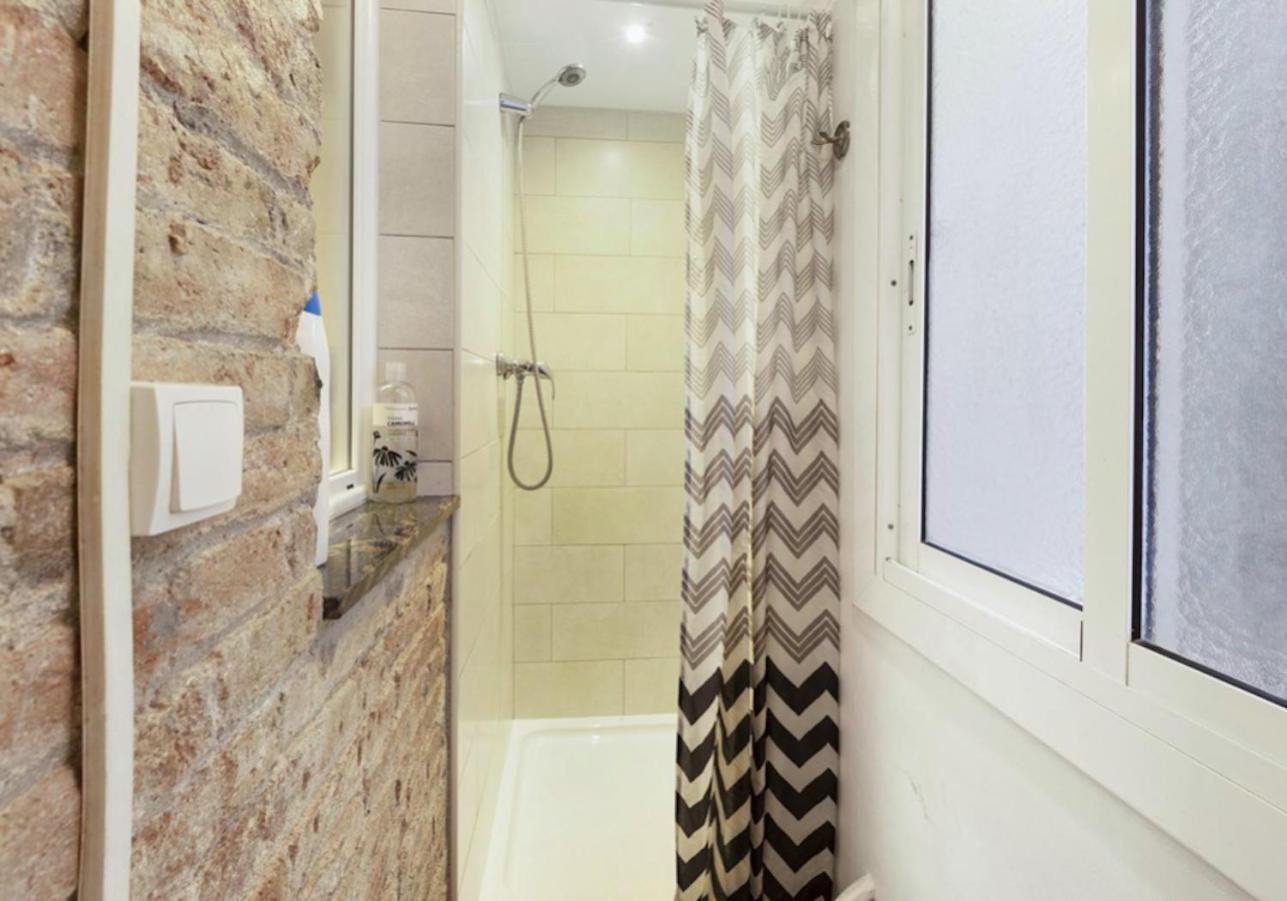 Great Apartment In Sagrada Familia With Balcony บาร์เซโลนา ภายนอก รูปภาพ