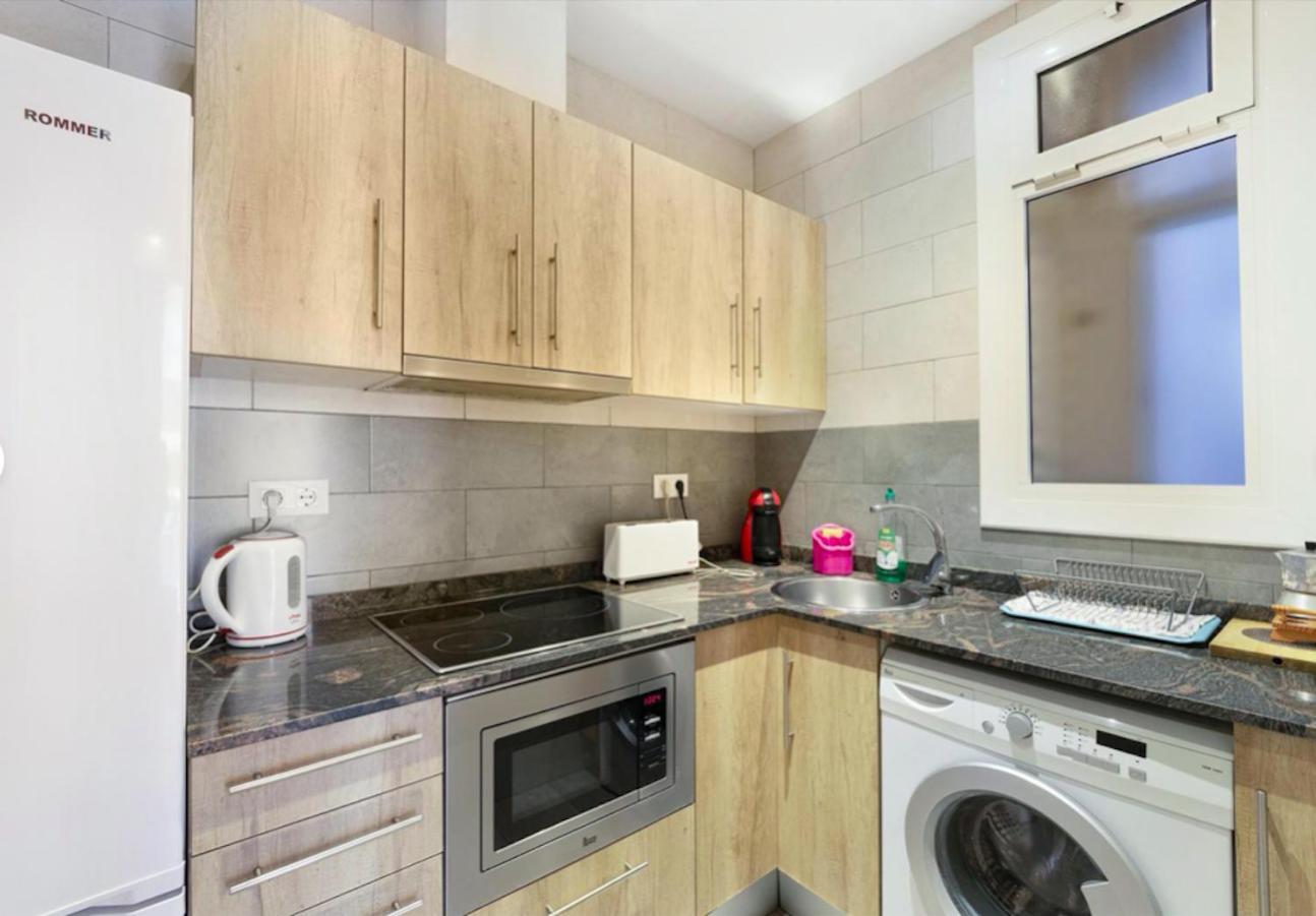 Great Apartment In Sagrada Familia With Balcony บาร์เซโลนา ภายนอก รูปภาพ