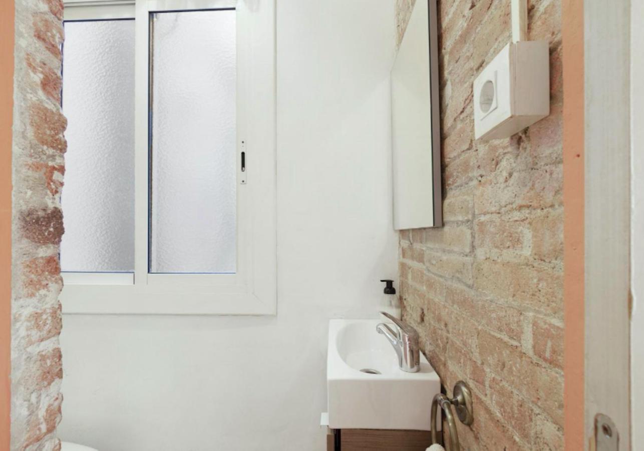 Great Apartment In Sagrada Familia With Balcony บาร์เซโลนา ภายนอก รูปภาพ